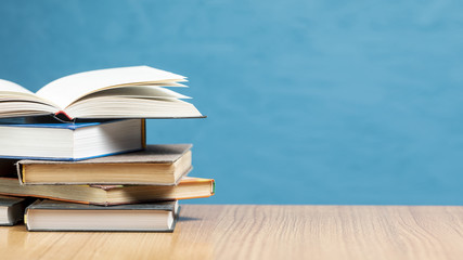 打乒乓球发球时手腕会晃